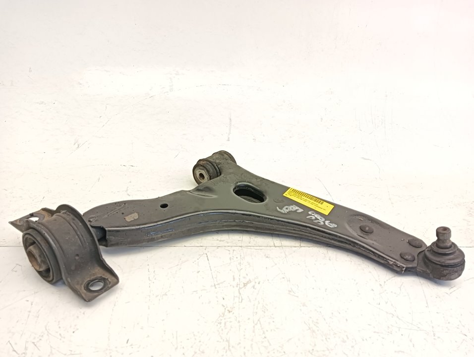 Brazo suspensión Ford Focus (CAK)