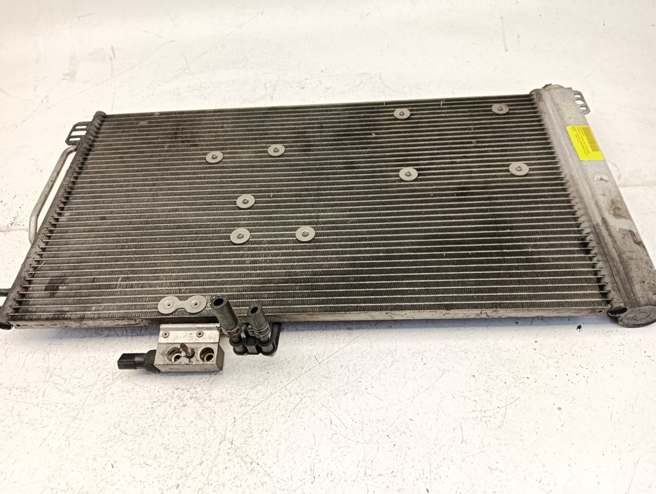 Condensador / radiador aire acondicionado Mercedes-Benz C (BM 203)