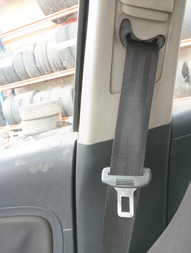 Cinturón seguridad SEAT Ibiza (6L1)
