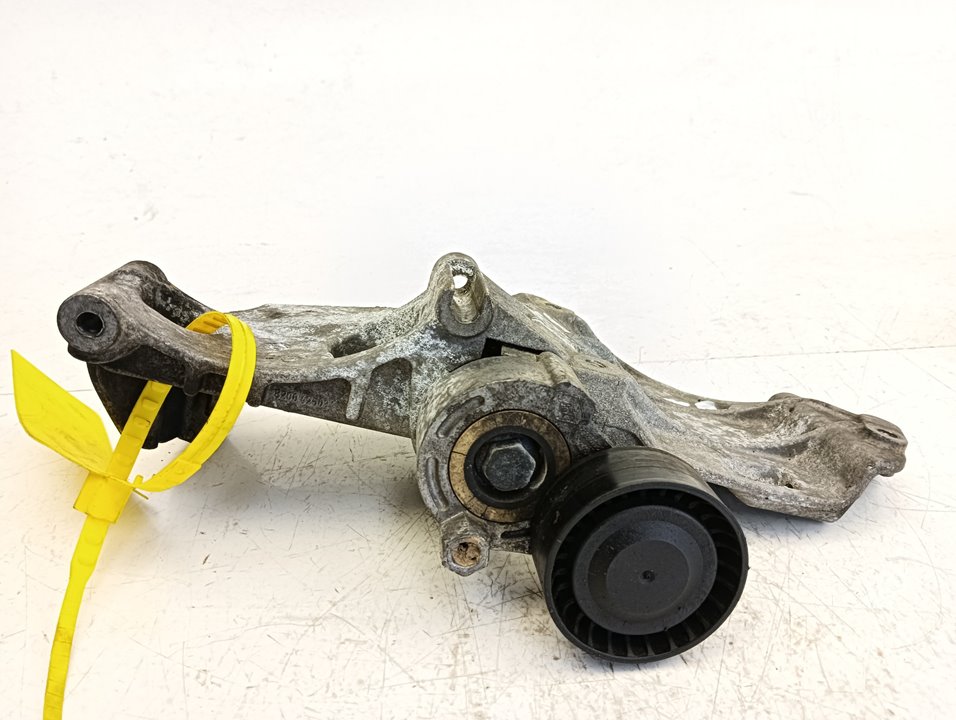 Soporte alternador Renault Megane II
