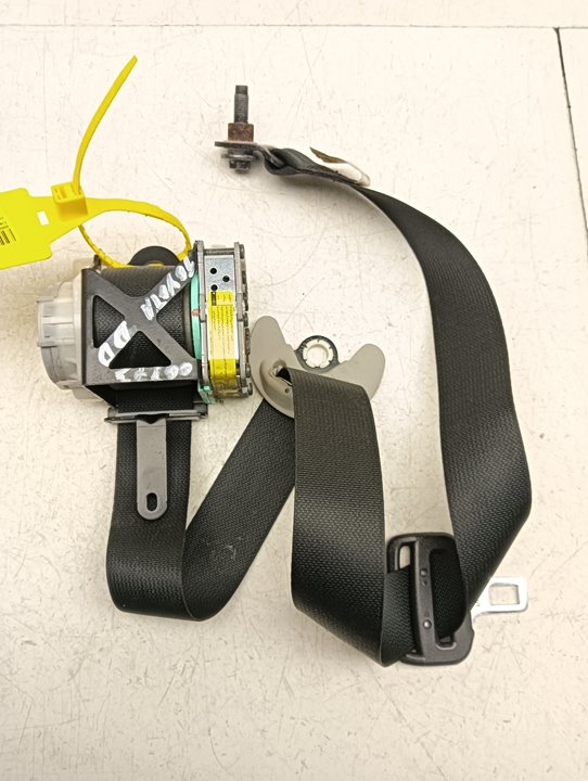 Cinturón seguridad Toyota Verso (AUR2/ZGR2)
