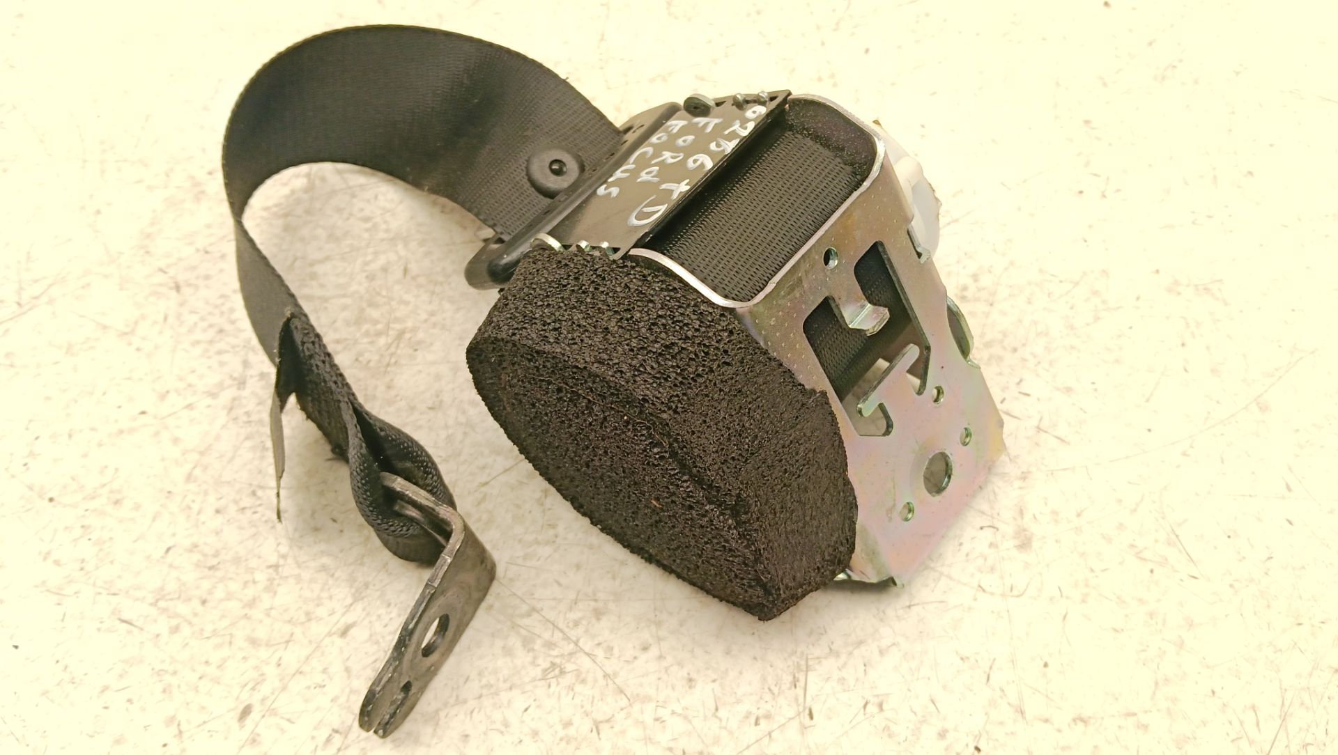 Cinturón seguridad Ford Focus (CB4)