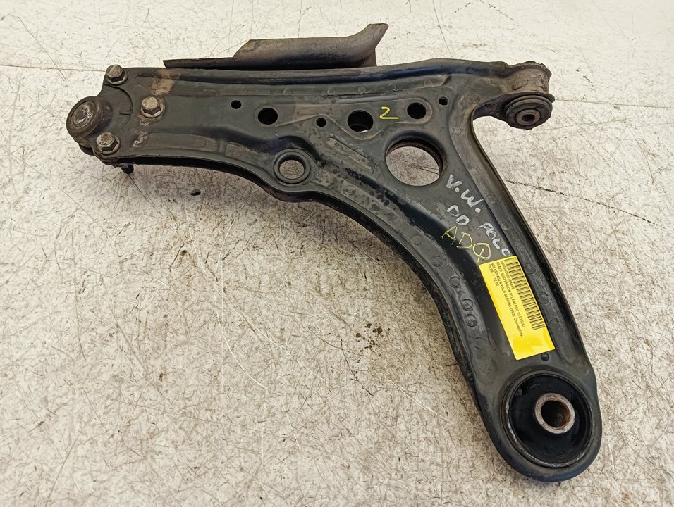 Brazo suspensión Volkswagen Polo III (6N2)