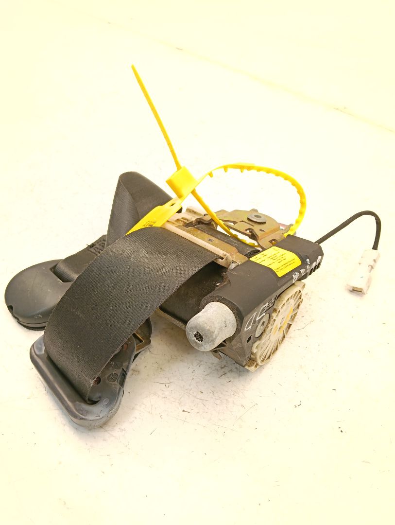 Cinturón seguridad Renault Clio III