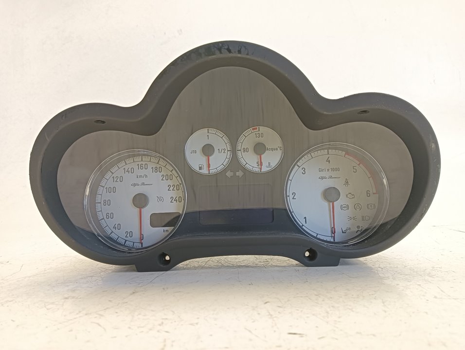Cuadro instrumentos Alfa Romeo 147 (190)