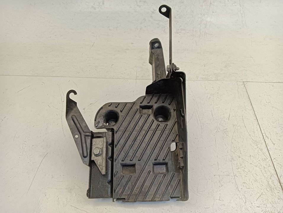 Soporte batería Renault Megane I (BA0)