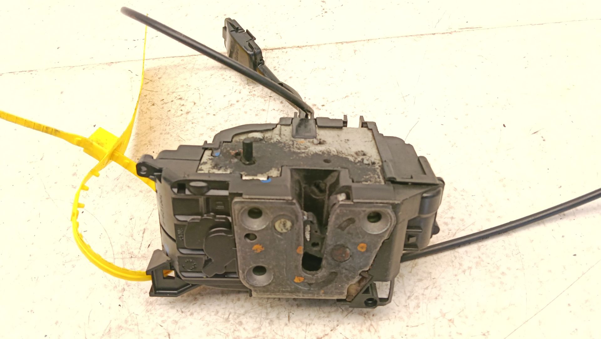 Cerradura puerta Renault Clio III