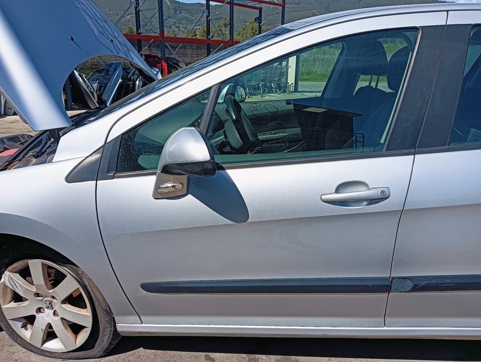 Puerta Peugeot 308