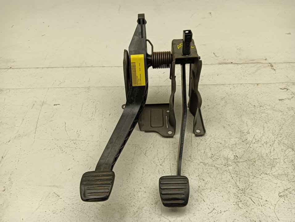 Pedal freno Dacia Logan 1