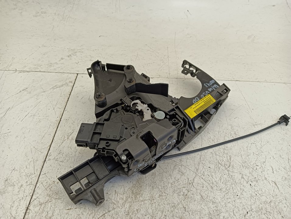 Cerradura puerta Volvo V50
