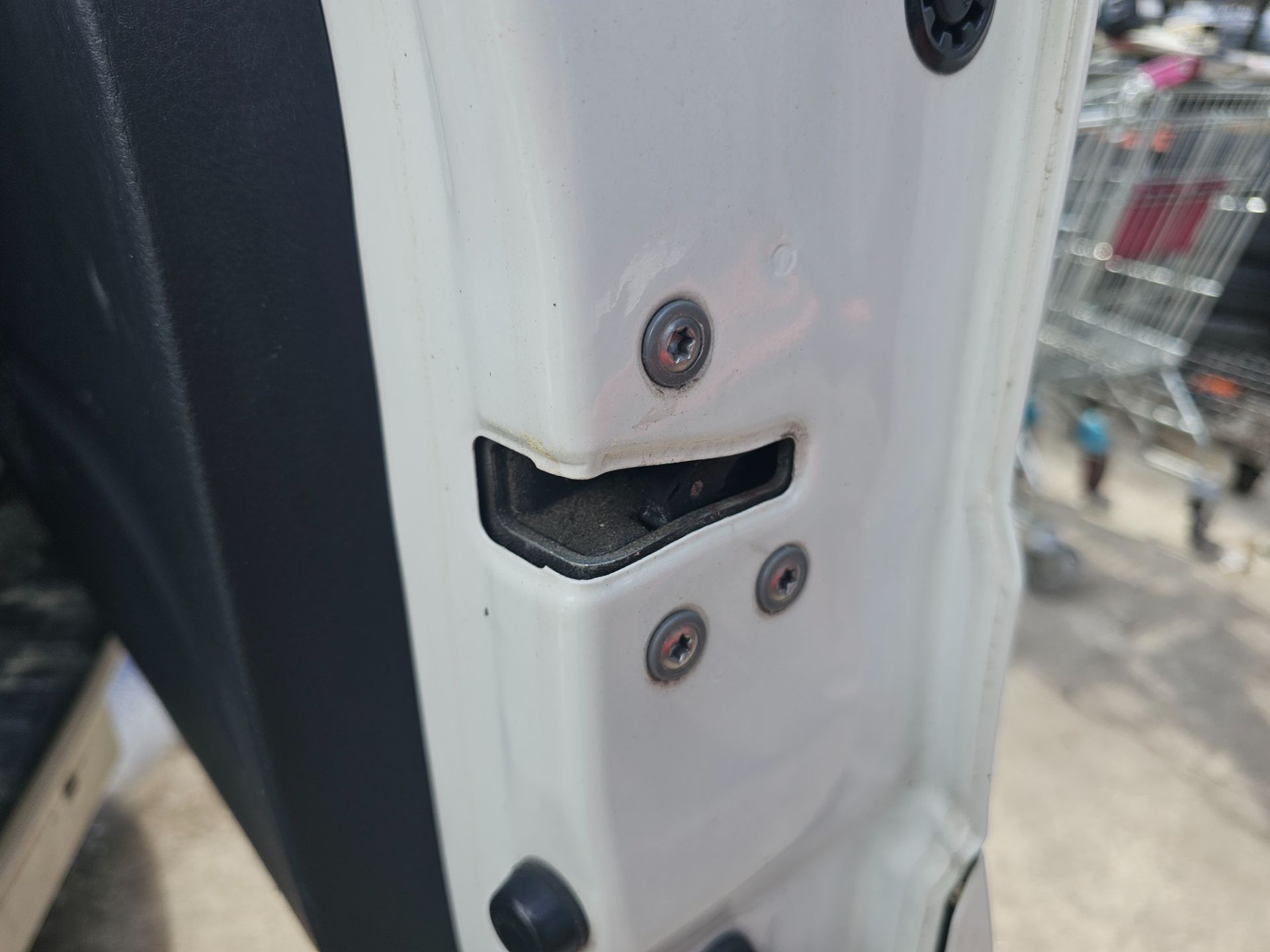 Cerradura maletero / portón Toyota RAV4 (A3)