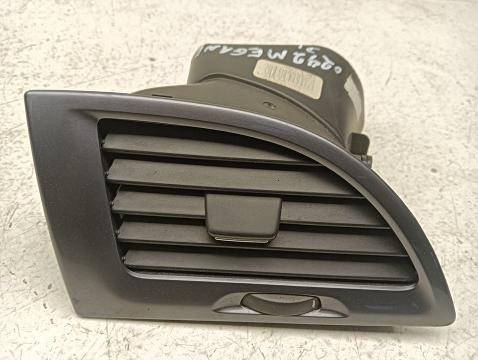 Rejilla aireadora Renault Megane III