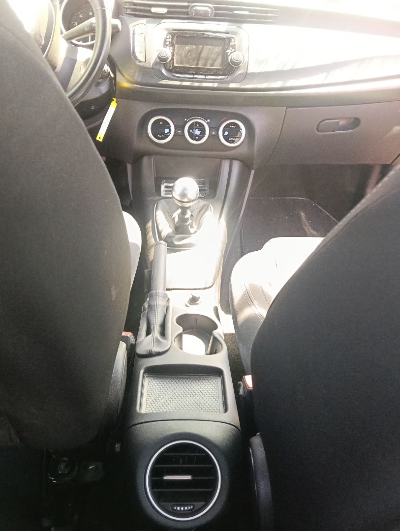 Consola Alfa Romeo Giulietta (191)
