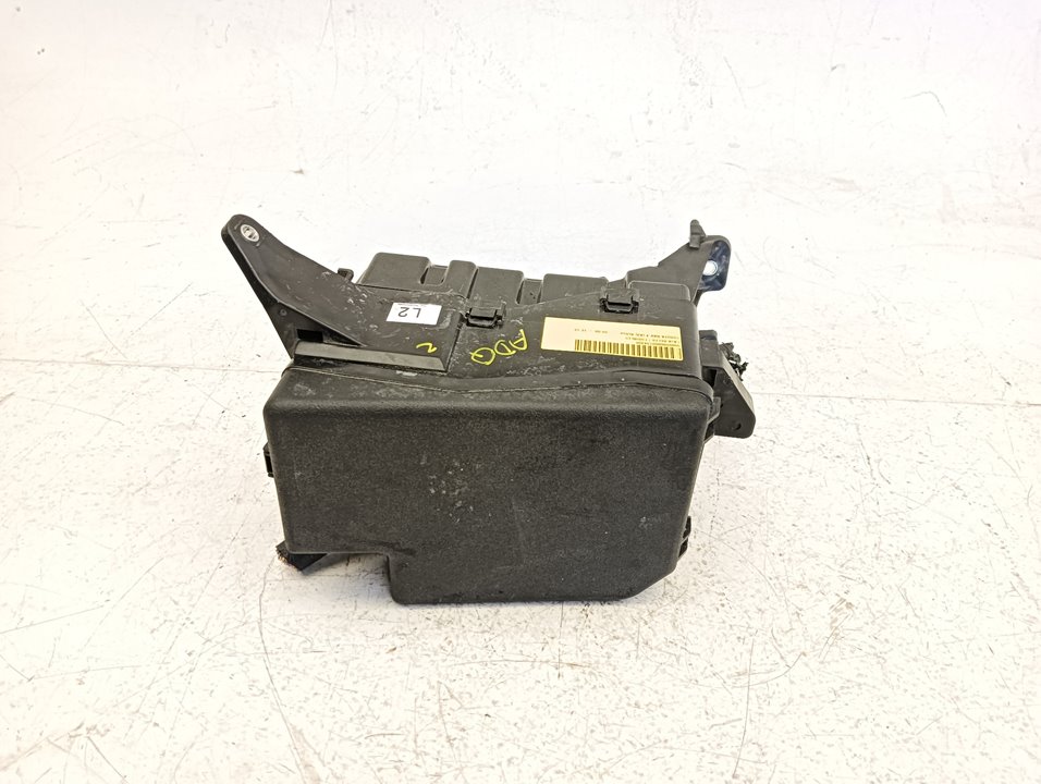 Caja relés / fusibles Toyota RAV4 (A3)