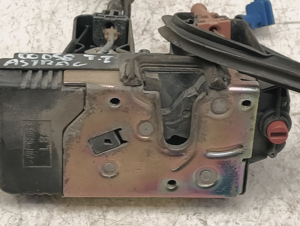 Cerradura puerta Opel Astra G