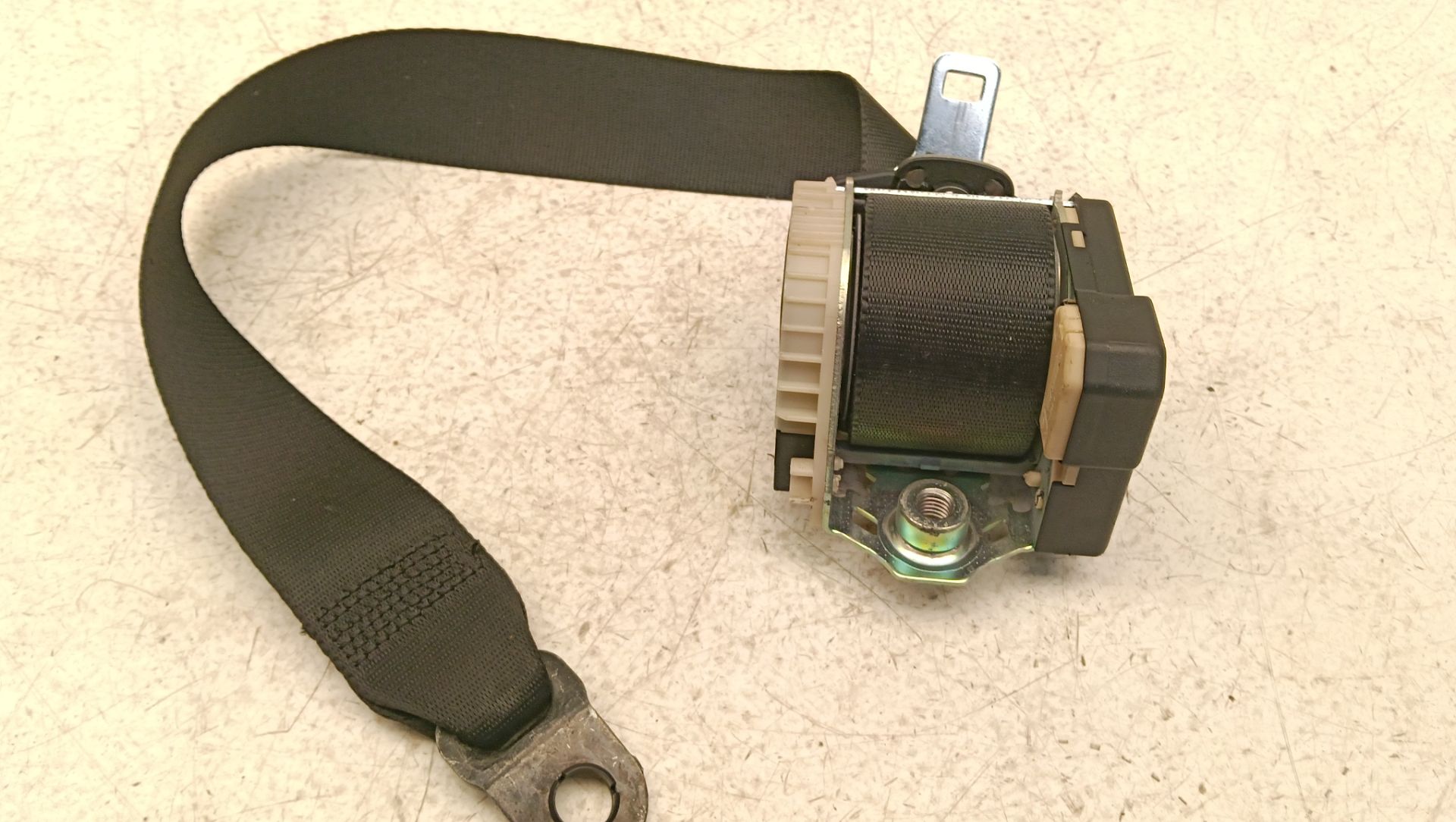 Cinturón seguridad Ford Focus (CB4)