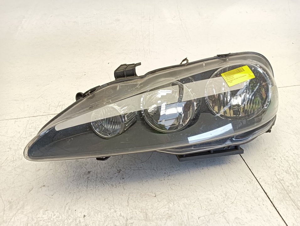 Faro Alfa Romeo 147 (190)