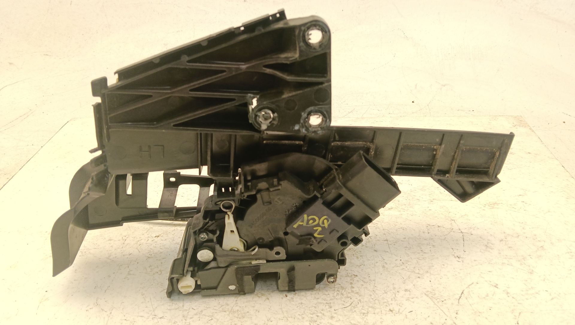 Cerradura puerta Ford Focus (CB4)