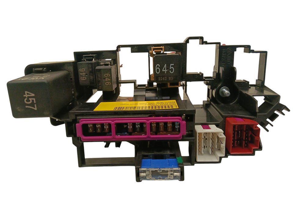 Caja relés / fusibles Audi A4 (8K5)