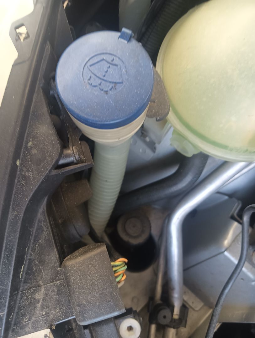 Depósito limpia Peugeot 308