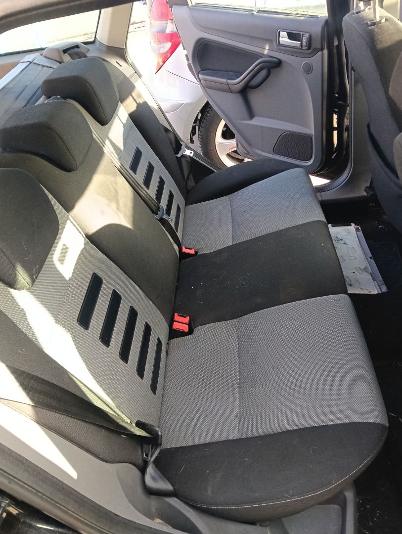 Asientos traseros Ford Focus Sportbreak (CB4)