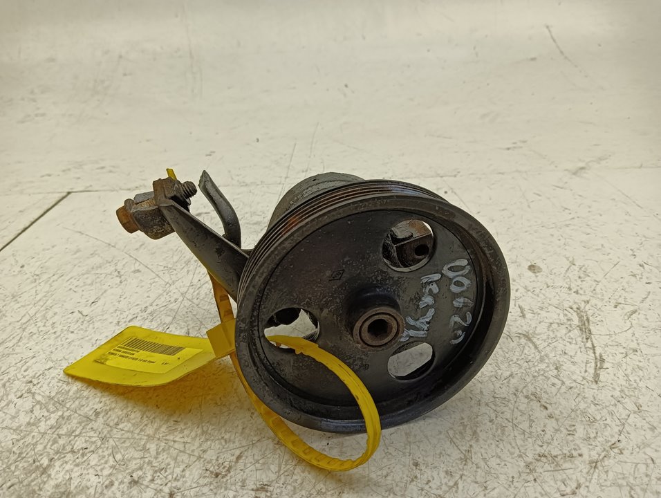 Bomba dirección Renault Kangoo I (F/KC0)