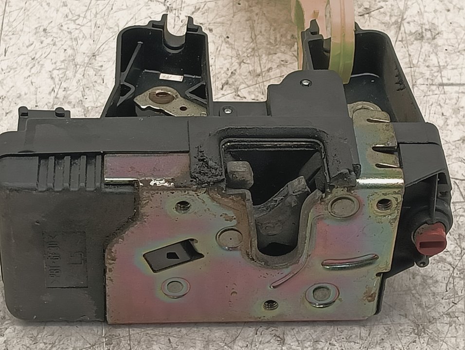 Cerradura puerta Opel Astra G