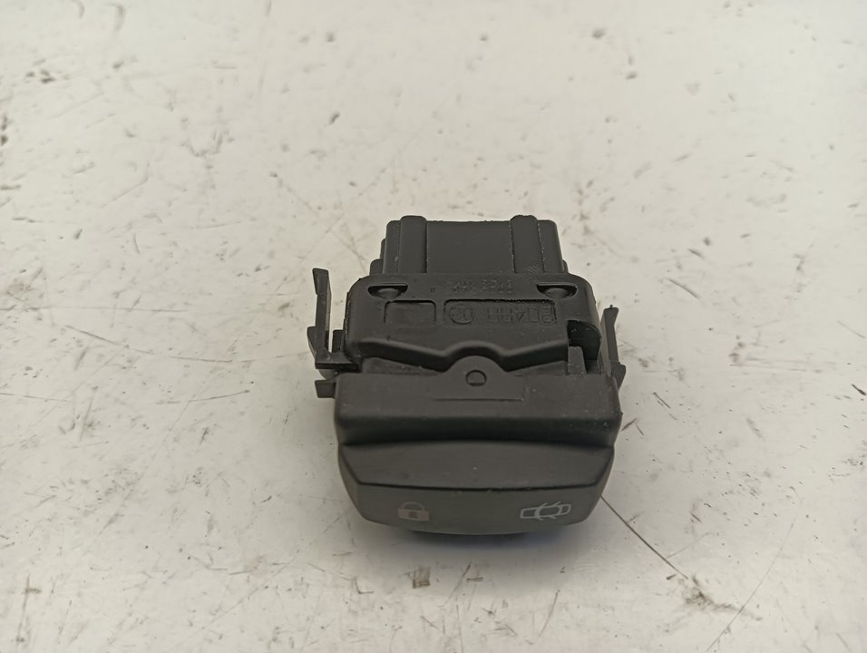 Mando bloqueo puertas Renault Laguna II Grandtour (KG0), foto 1 de 3