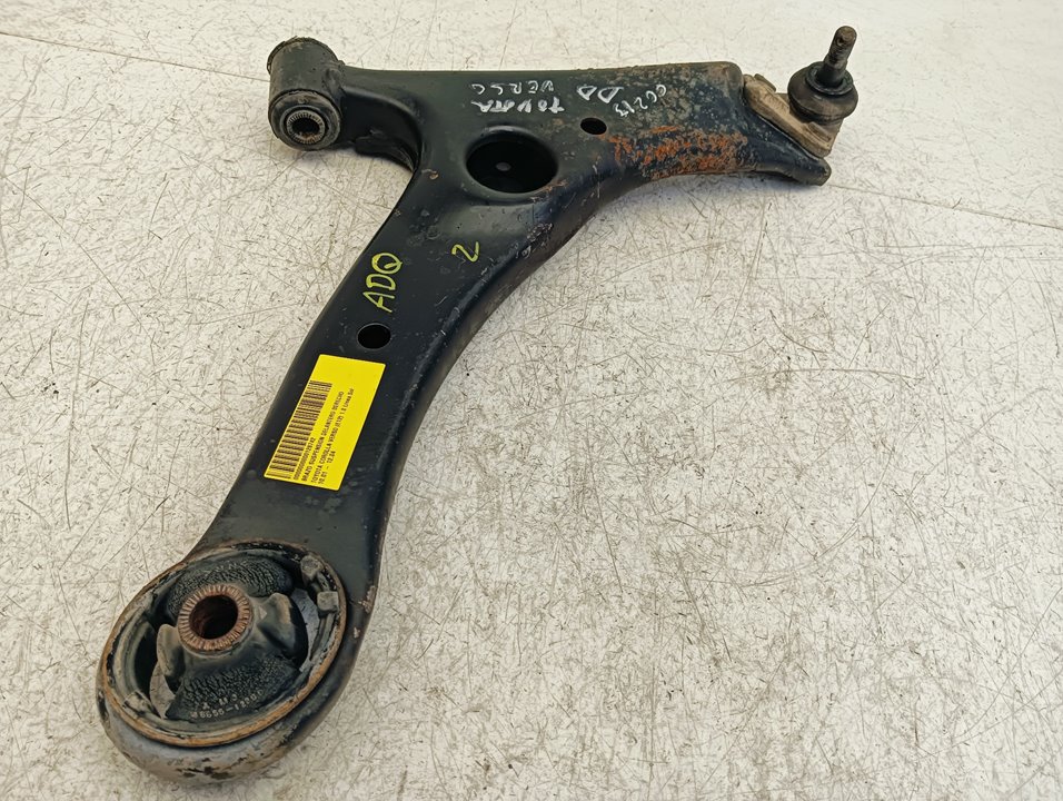 Brazo suspensión Toyota Corolla Verso (E12)