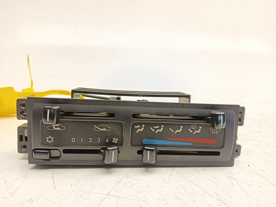 Mando calefacción / aire acondicionado Ford Maverick (ML)