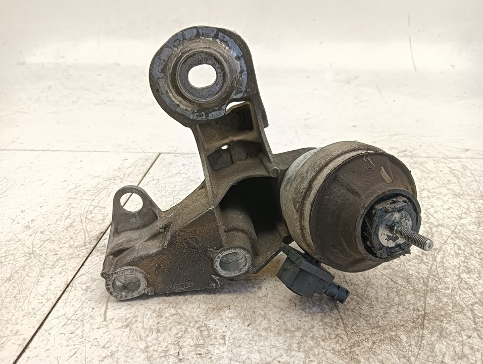 Soporte motor Audi A6 (4B5)