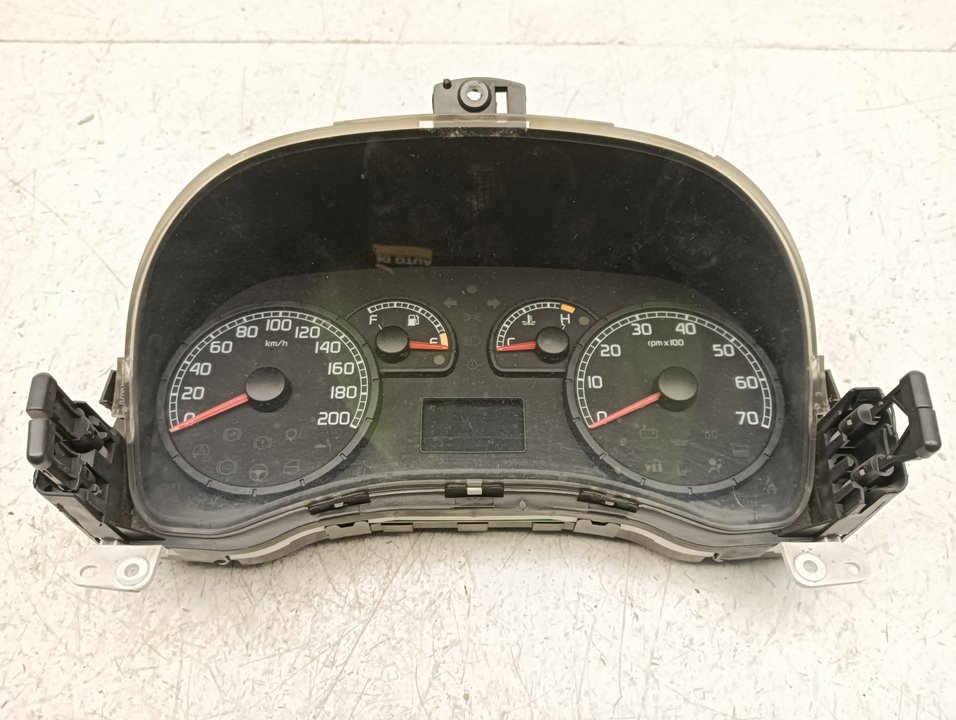 Cuadro instrumentos Fiat II Punto (188)