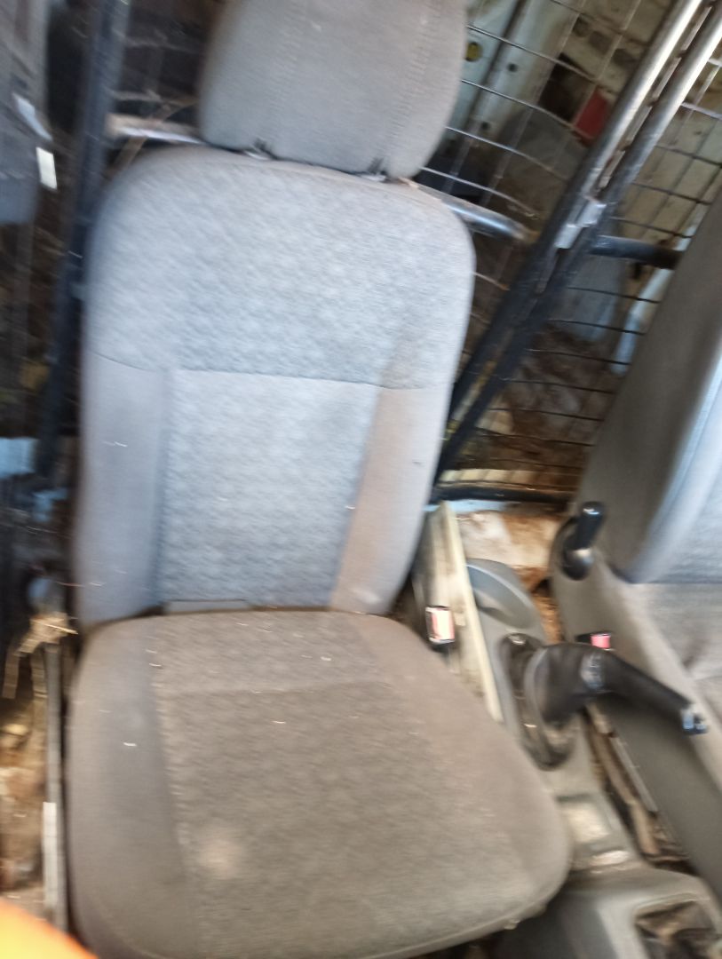 Asiento Ford Transit Connect (TC7)