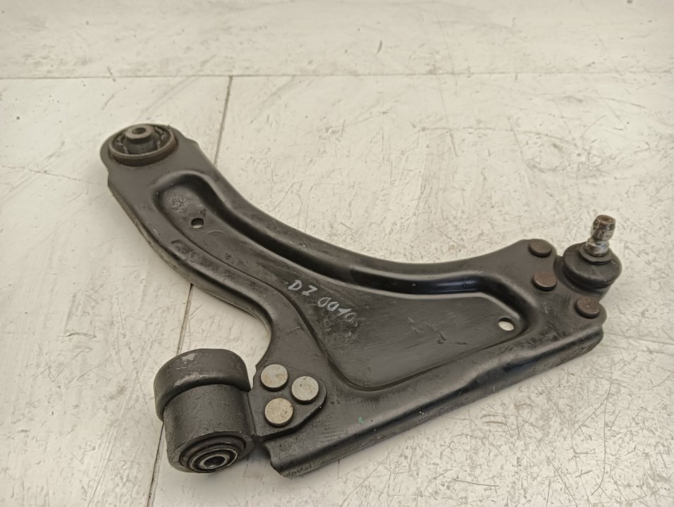 Brazo suspensión Opel Corsa C