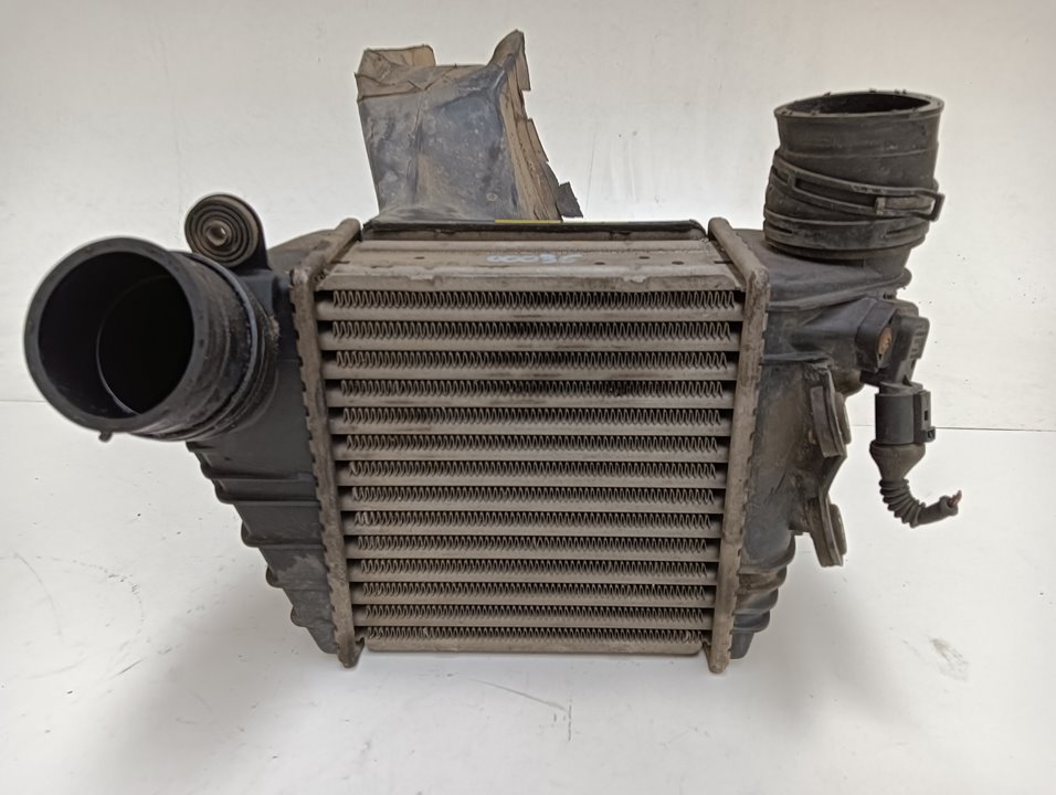 Intercooler SEAT Leon (1M1)