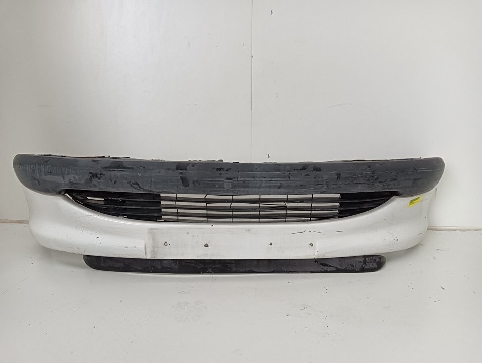 Paragolpes Peugeot 206