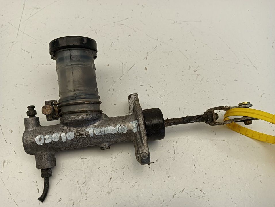 Bomba embrague Nissan Terrano II (R20)