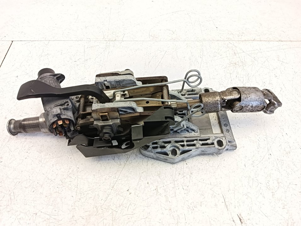 Columna dirección Audi A6 (4B5)