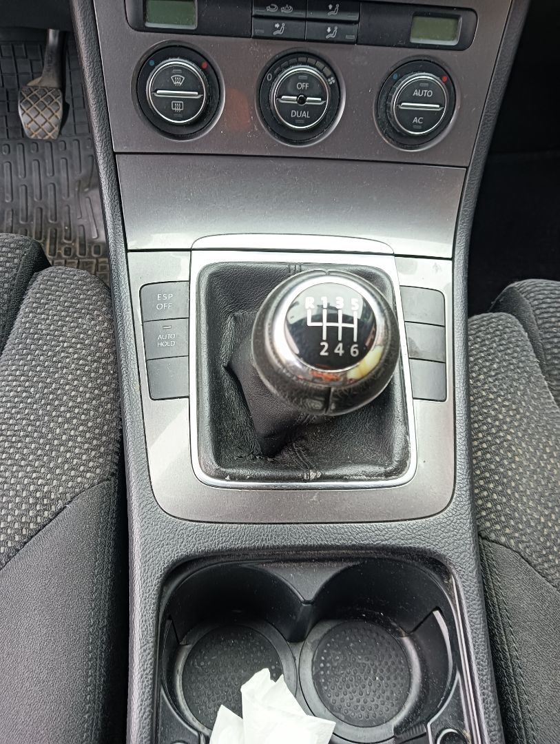 Palanca cambio Volkswagen Passat (3C2)