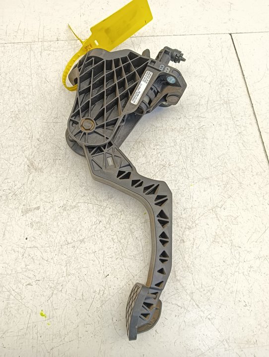 Pedal embrague Volkswagen Golf V (1K1)