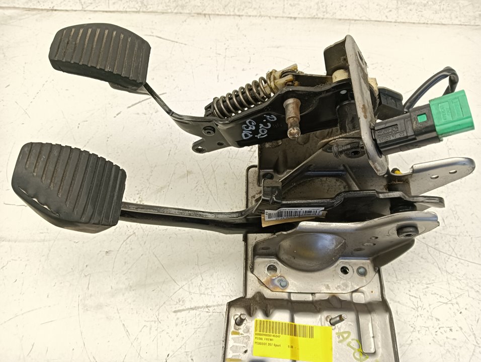 Pedal freno Peugeot 207