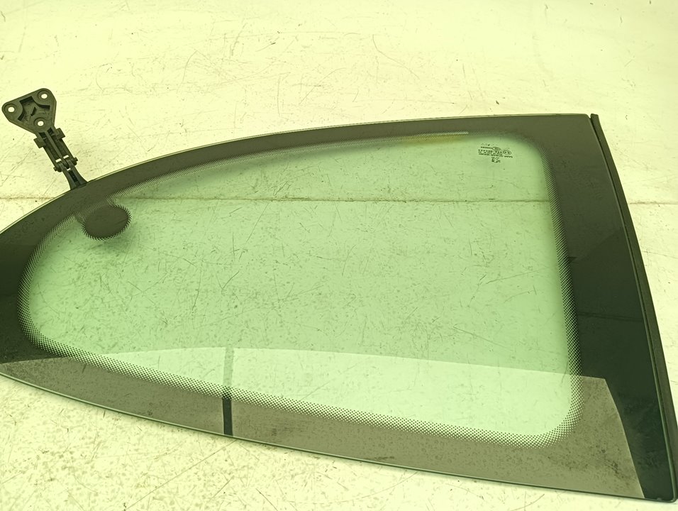 Luna custodia Peugeot 207