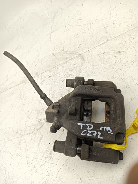 Pinza de freno Mercedes-Benz E (BM 207)