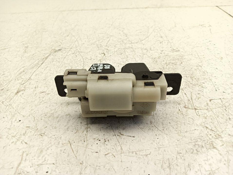Cerradura maletero / portón Renault Megane II