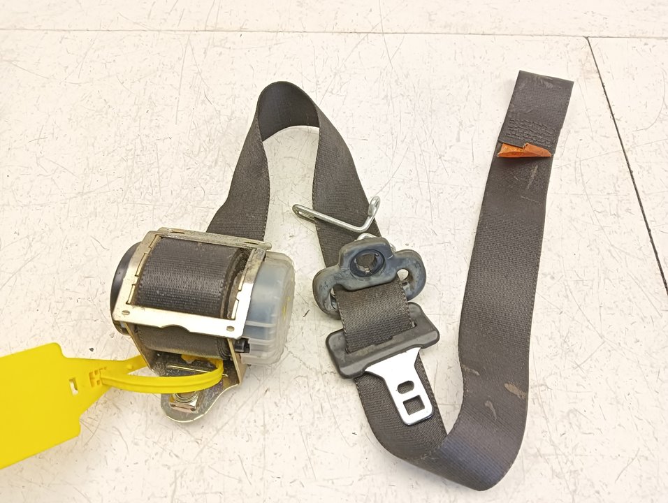 Cinturón seguridad Ford Fiesta (CBK)