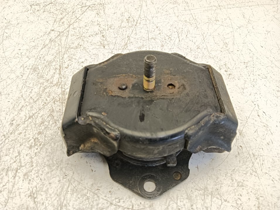 Soporte motor Mitsubishi Montero (V60/V70)