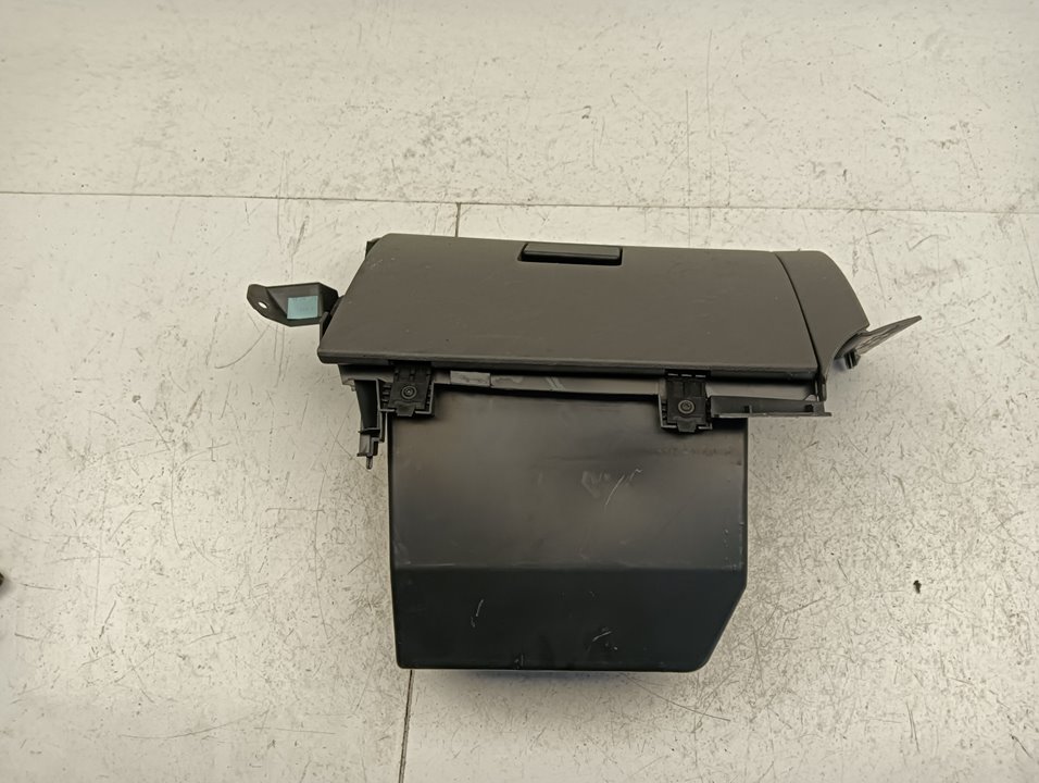 Guantera Ford Focus C-Max (CAP)