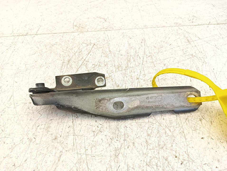 Bisagra capó Audi A6 (4B5)