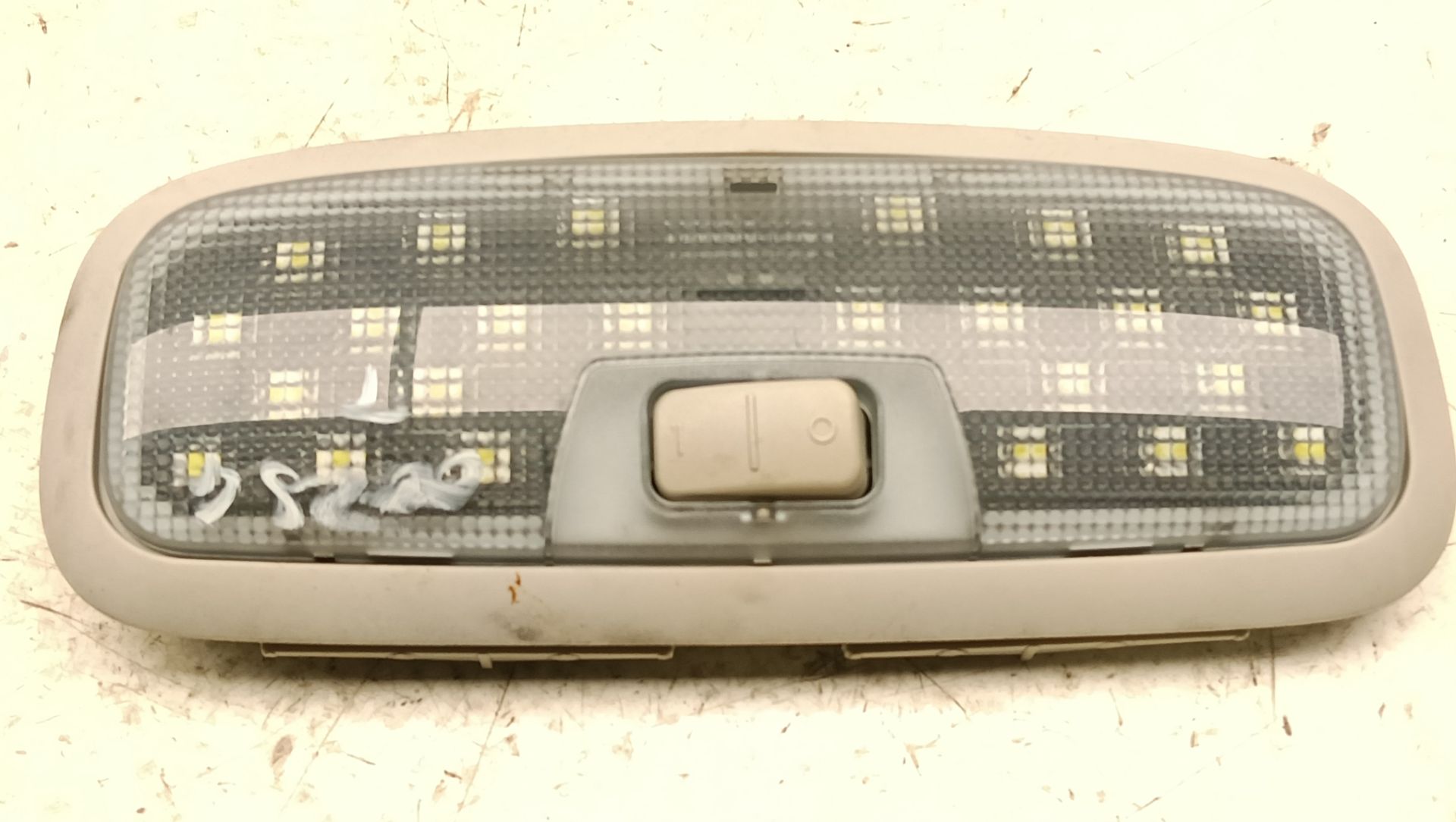 Luz interior Ford Focus (CB4)