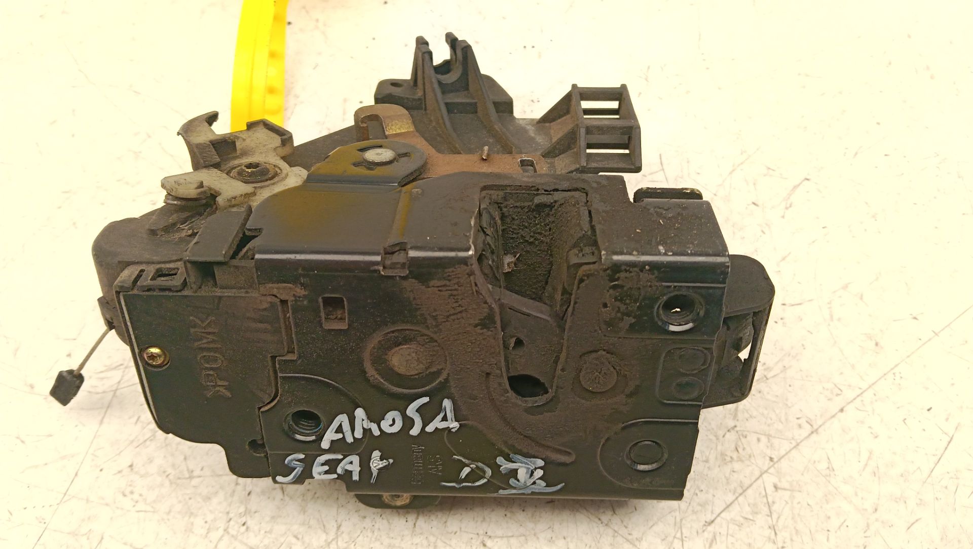 Cerradura puerta SEAT Arosa (6H1)